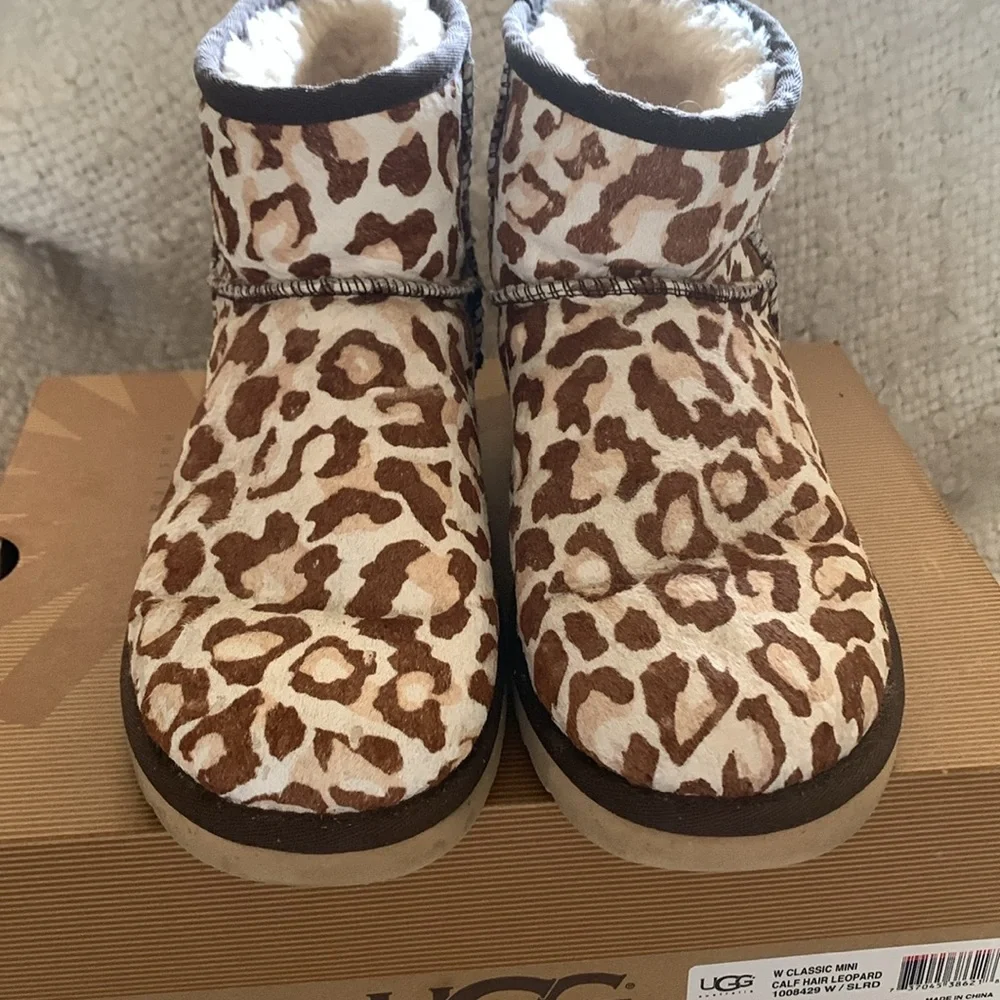 N/A ugg classic